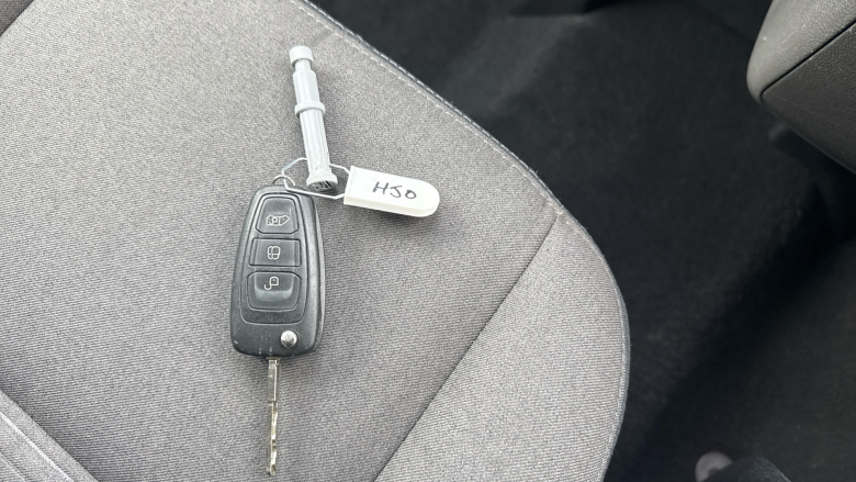 Ford Tourneo Custom Transit Custom Tourneo L2 Diesel Fwd 2.0 EcoBlue Hybrid 130ps L/R 8 Seater Titanium